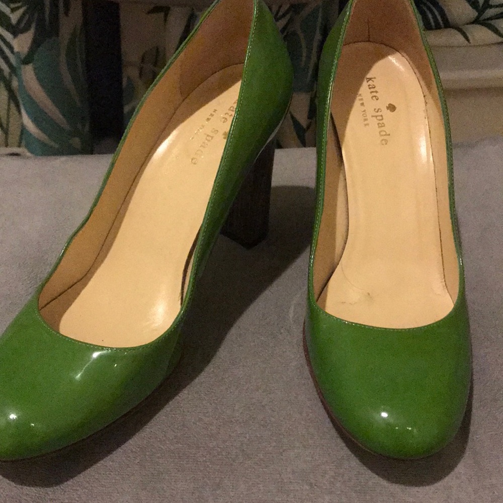 Classic Kate Spade Patent Leather Green Heels!